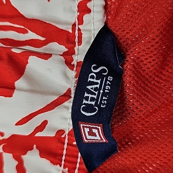 Chaps mens swim trunks. Red, white floral. Size XL. Velcro & tie front. - Picture 6 of 12